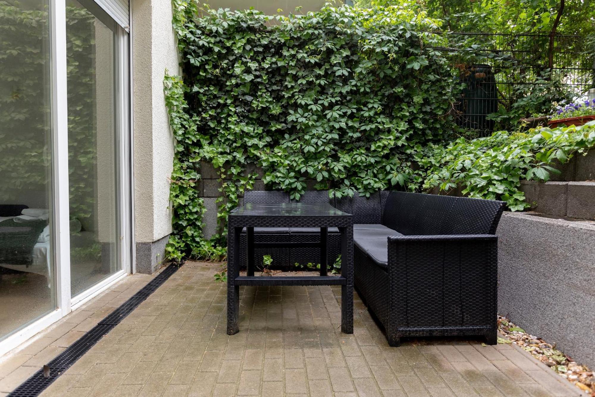Global Living - Design Apartment I Central I Beamer I Kitchen I Terrace I Berlin Exterior foto
